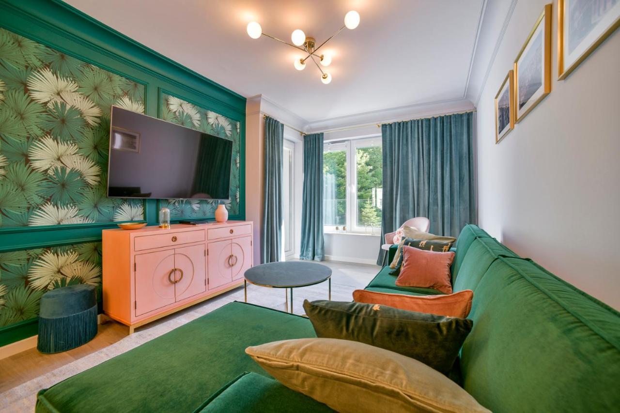 Apartamenty Navigator- Nadmorskie Tarasy Port Kolobrzeg Ngoại thất bức ảnh