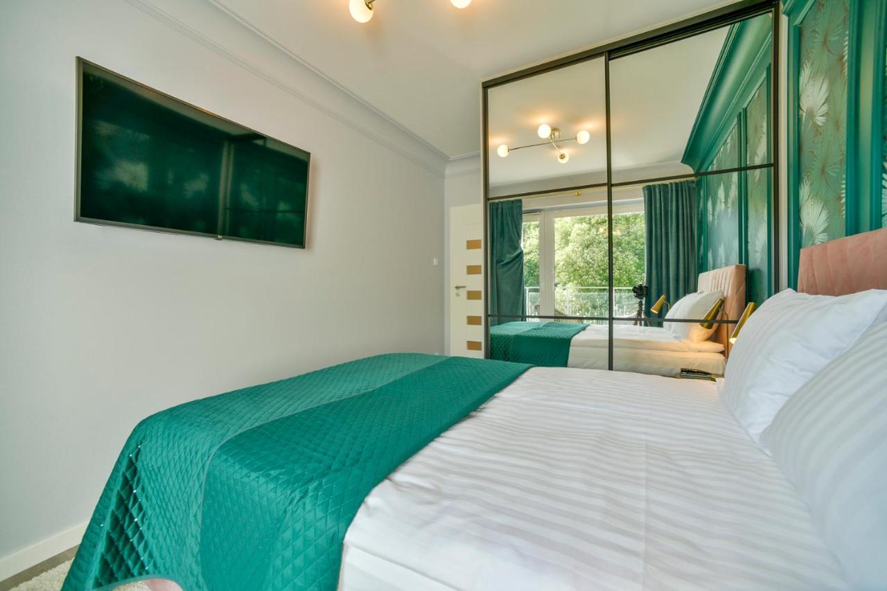 Apartamenty Navigator- Nadmorskie Tarasy Port Kolobrzeg Ngoại thất bức ảnh