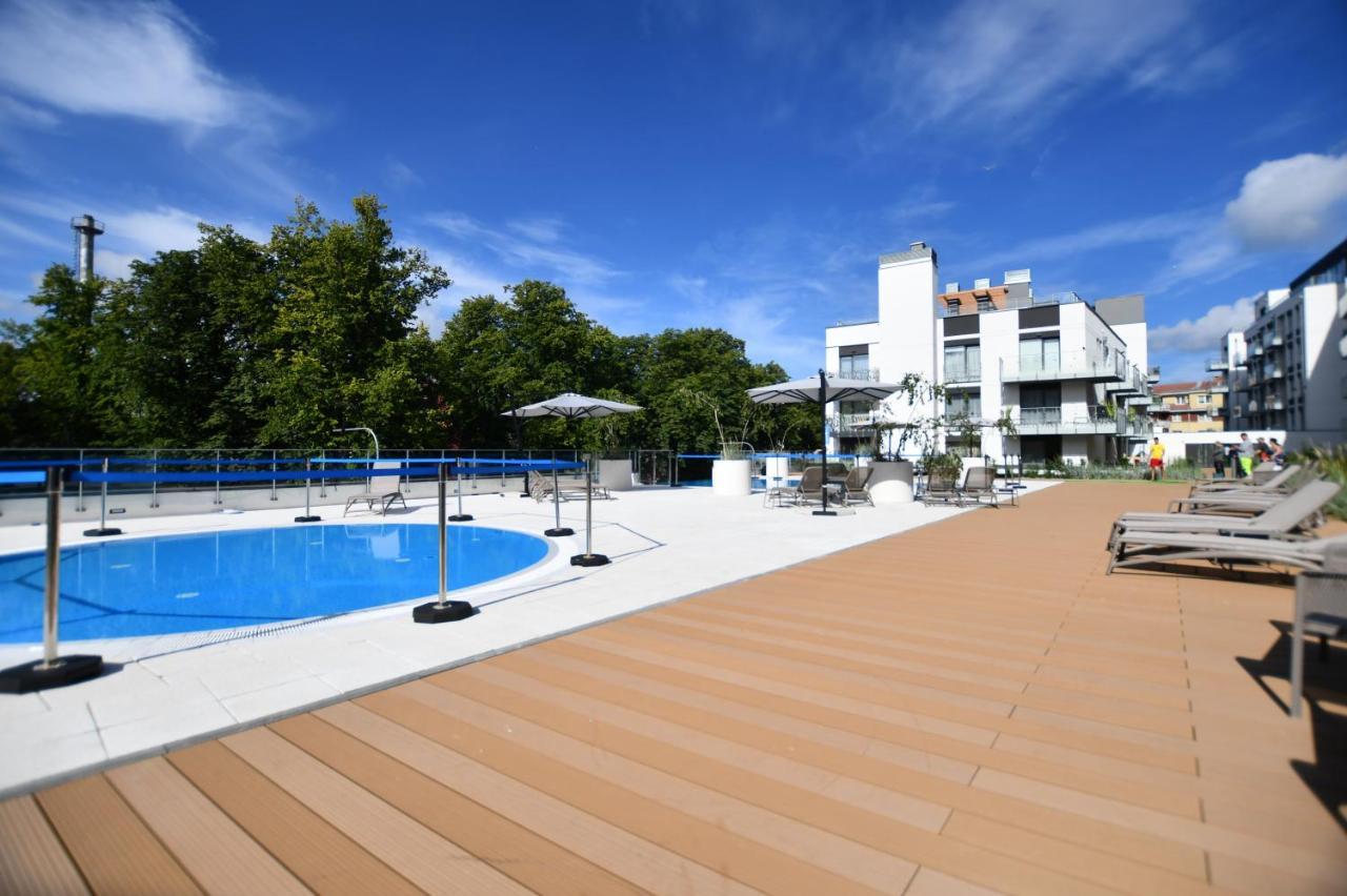 Apartamenty Navigator- Nadmorskie Tarasy Port Kolobrzeg Ngoại thất bức ảnh